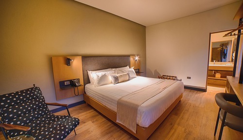 Superior Double Room, City View