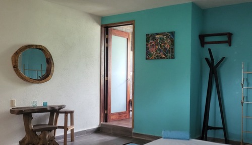 Deluxe Double Room, 1 King Bed, Partial Ocean View