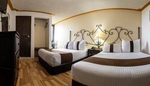 Room 2 Double Beds ... Preferencial