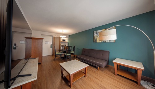Suite, 1 King Bed