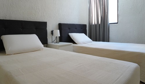 Standard House, 2 Bedrooms, Pets Allowed