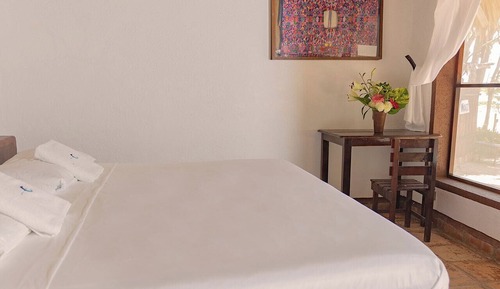 Room, Oceanfront (Pluton)