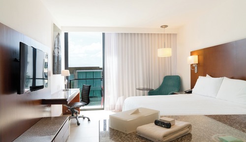 Superior Room, 1 King Bed