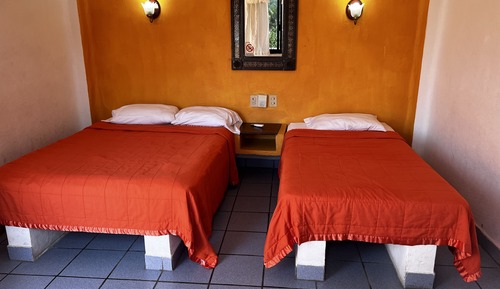 Room (1)