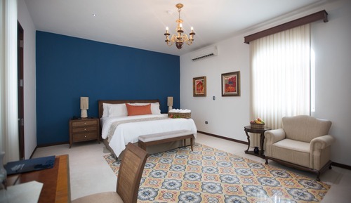 Junior Suite, 1 King Bed, Garden View, Tower