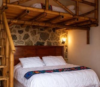 Deluxe Family Suite