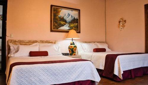 Deluxe Queen Room with Two Queen Beds