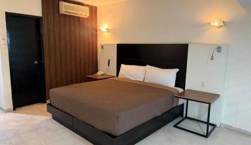 Superior King Room