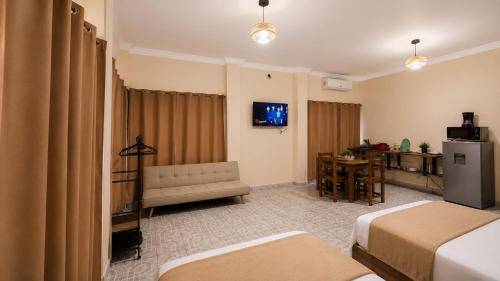 Deluxe Suite with Sea View