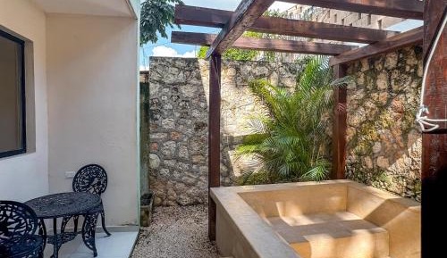 Junior Suite with Private Pool
