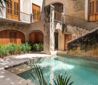 Double Room with Pool View