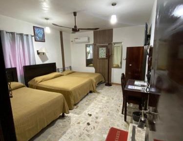 Triple Room