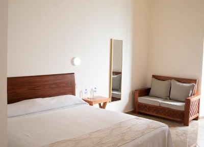 Standard Queen Room
