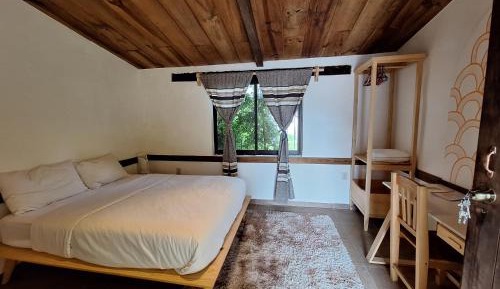 Apartment with Garden View