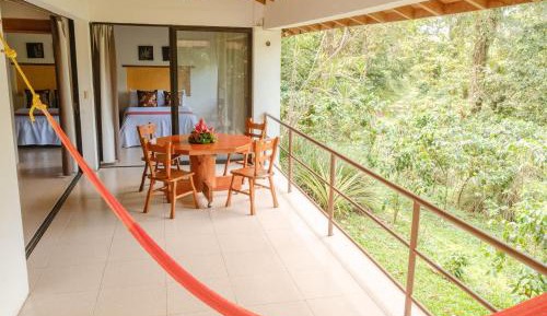 Deluxe King Suite