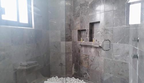 Deluxe Suite with Spa Bath