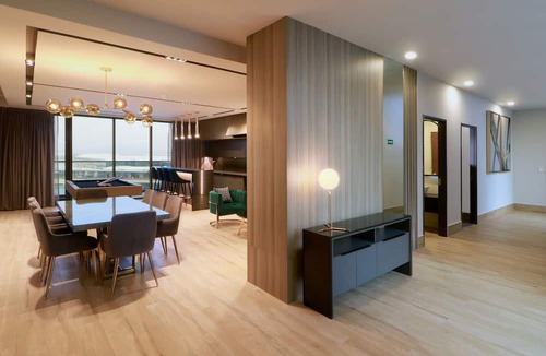 Zumpango Hotel | Holiday Inn Hotel and Suites Mexico Felipe Angeles Airport by IHG
