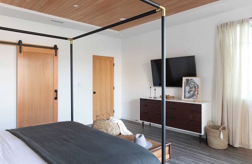Ocean Beach House | Maven by Avantstay 5 Minutes to the Beach! Ocean Views & Spacious Design