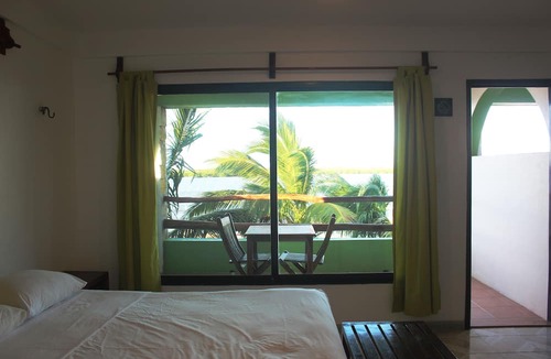 Rio Lagartos Hotel | Hotel Villa de Pescadores