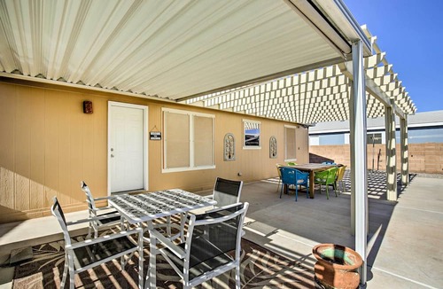 Fortuna Foothills Cottage | Bright Yuma Home w/Spacious Yard & Patio!