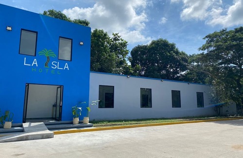 Cunduacan Hotel | Hotel La Isla