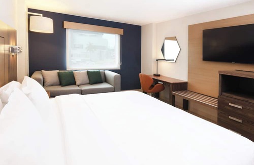 Boca del Rio Hotel | Holiday Inn Express Veracruz Boca Del Rio by IHG