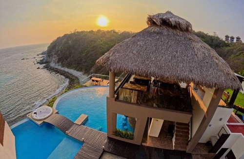 Salchi Hotel | Pacific King Hotel