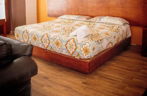 Landa de Matamoros Hotel | Plaza Landa Hotel