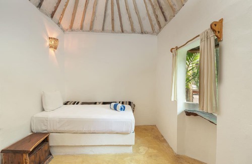Zona Hotelera Cabin | Yaxchen Tulum Cabañas & Cenote