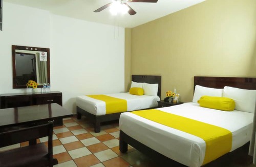 Centro Hotel | Hotel Los Girasoles