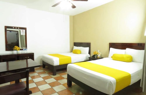 Centro Hotel | Hotel Los Girasoles