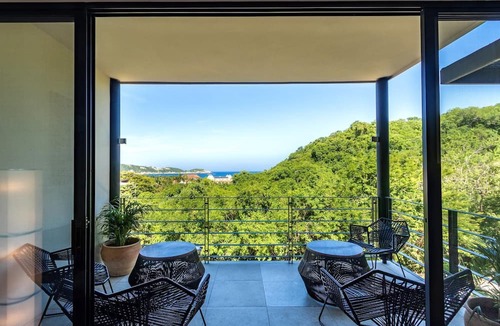 P Chahue Condo | Agaves 204