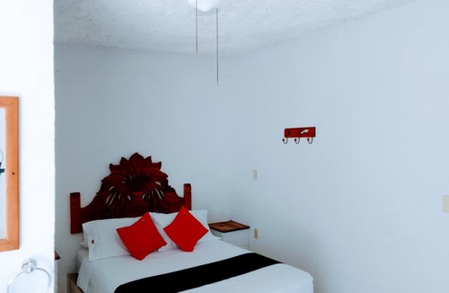 Cadereyta de Montes Hotel | San Antonios Hotel