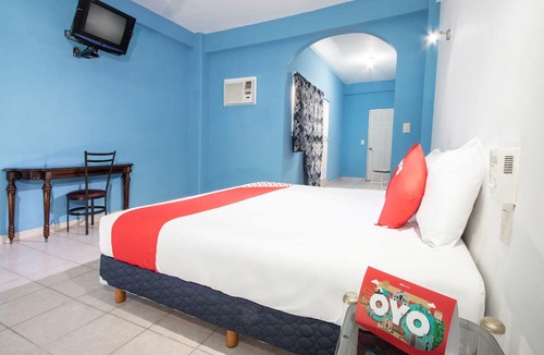 Jose Cardel Hotel | OYO Hotel Estacion,José Cardel,Parque Central Revolución