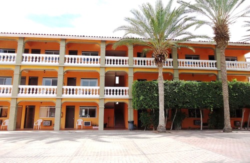 Segunda Seccion Hotel | La Hacienda de la Langosta Roja