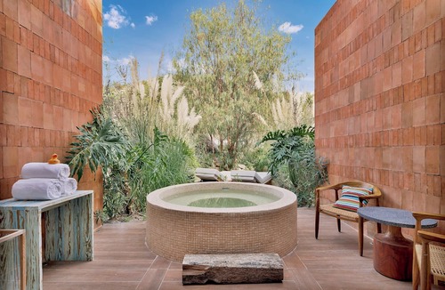 Colonia Azteca Hotel | Live Aqua San Miguel de Allende