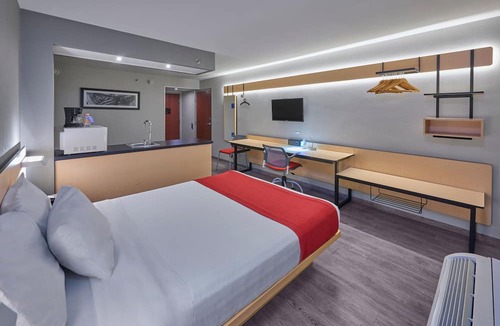 Irapuato Hotel | City Express by Marriott Irapuato