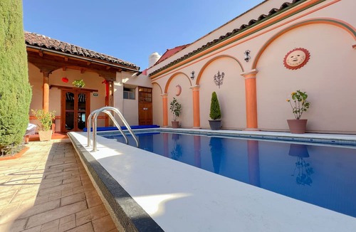 De La Merced Hotel | Hotel La Casa de Mama