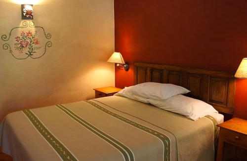 La Querenda Hotel | Villa Patzcuaro Garden Hotel & RV Park