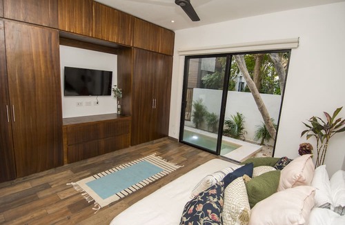 Merida Villa | Tannah Luxury Rentals