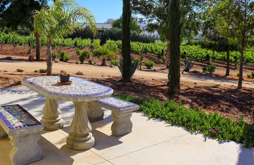 Valle de Guadalupe Hotel | Rancho Los Retoños