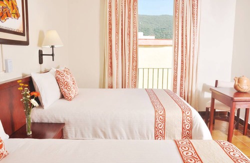 Jalpan de Serra Hotel | Hotel Misión Jalpan