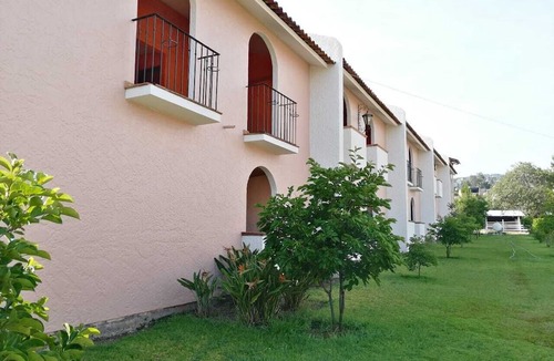 Ciudad Hidalgo Hotel | Hotel Ojo de Agua