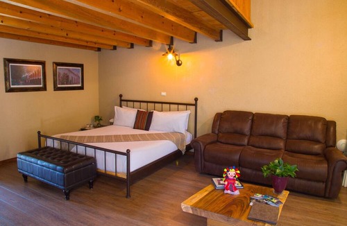 Queretaro Bed & Breakfast | María & Bernardo Casa - Viñedo