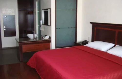 Ciudad Lopez Mateos Hotel | Hotel Madeira