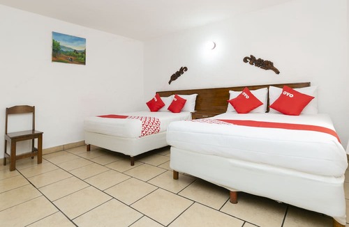 Centro Hotel | OYO Hotel Continental, Uruapan