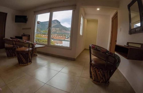 De La Presa House | La Cañada