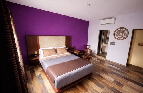 Cordoba Hotel | Auto Hotel Express