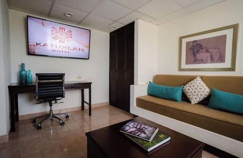 Zona Centro Hotel | Hotel Katuxlan
