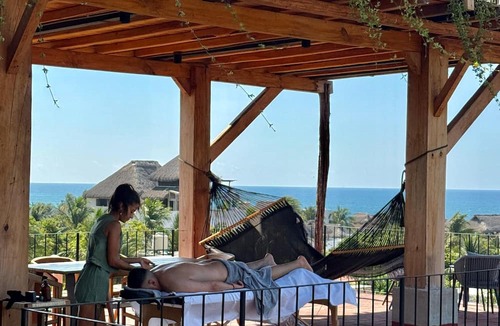Los Tamarindos Hotel | Casa Ampa Zikatela - Brisas de Zicatela- Puerto Escondido